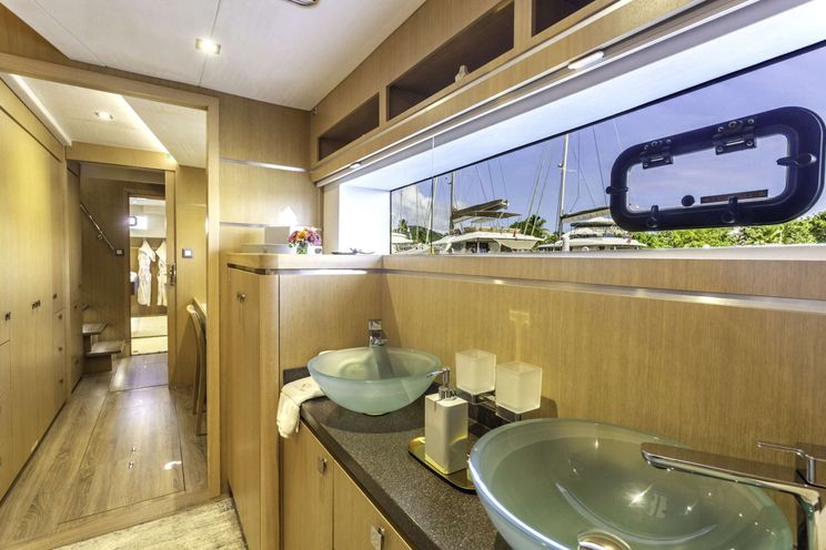 Charter Yacht ALLURE 64- Privilege S6 - 3 Cabins - St Martin - St Barths - Leewards - Caribbean