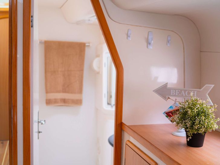 OUTBACK - Bathroom OUTBACK - Bathroom