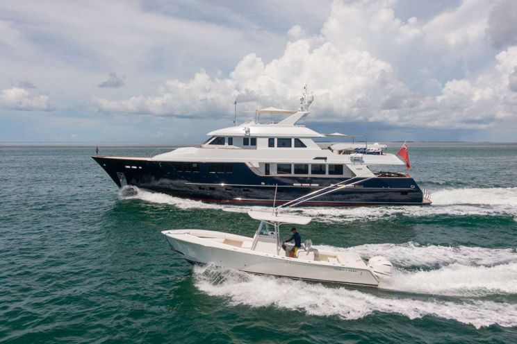 Charter Yacht CHILDS PLAY - Burger 113 - 5 Cabins - Nassau - Staniel Cay - Exumas