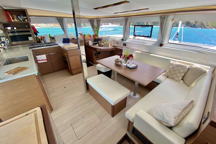 Charter Yacht EASIR II - Lagoon 46 - 3 Cabins - Tortola - St Thomas - St John - Virgin Gorda - Anegada
