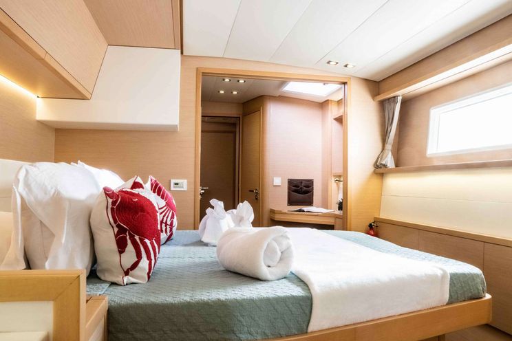 Charter Yacht FELIX - Lagoon 52 - 4 Cabins - St Thomas - St John - St Croix