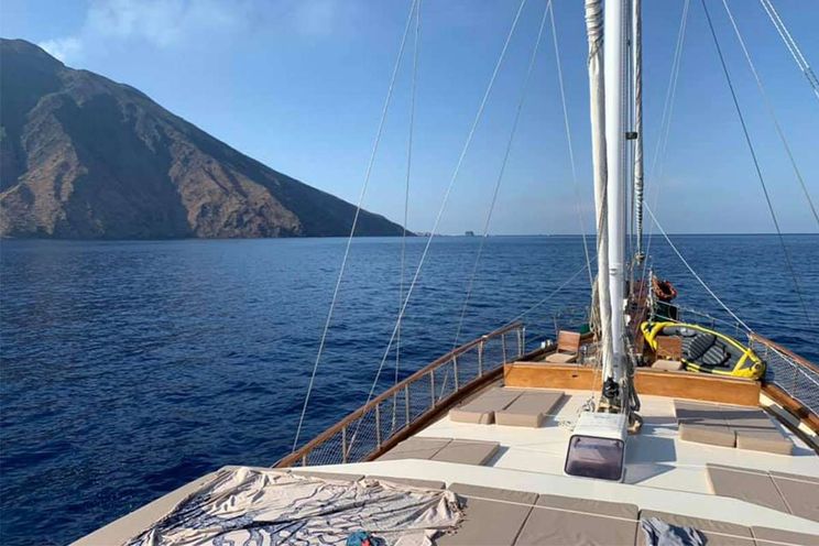 Charter Yacht HANDE CAPO GALERA - Custom Build 26 Metres - 6 Cabins - Tivat - Montenegro - Split - Dubrovnik