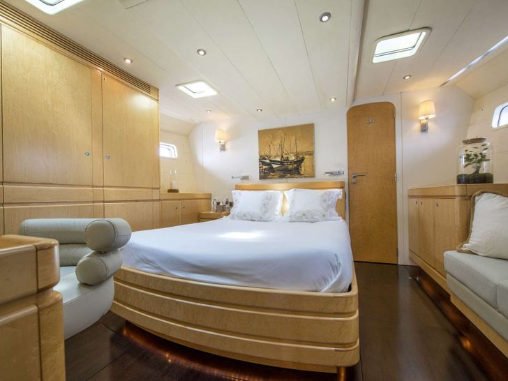 LADY 8 - Master Cabin LADY 8 - Master Cabin