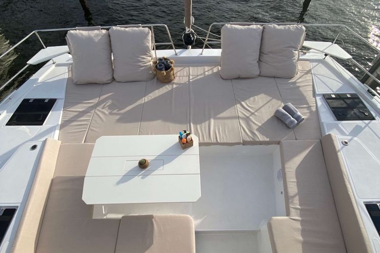 Charter Yacht OKEANA - Bali 4.8 - 4 cabins - Tortola - BVI - Sardinia -