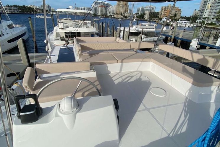 Charter Yacht OKEANA - Bali 4.8 - 4 cabins - Tortola - BVI - Sardinia -