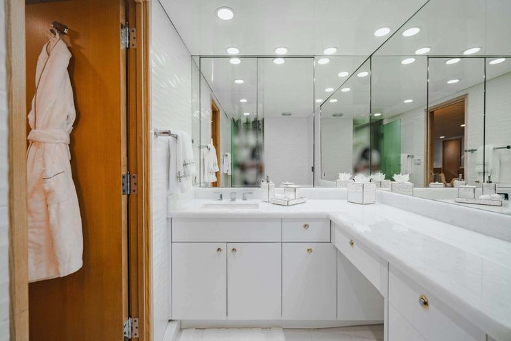 Charter Yacht CRESCENDO IV - Delta 122 - 4 Cabins - Ft Lauderdale - Nassau - St Thomas - St Martin - Tortola