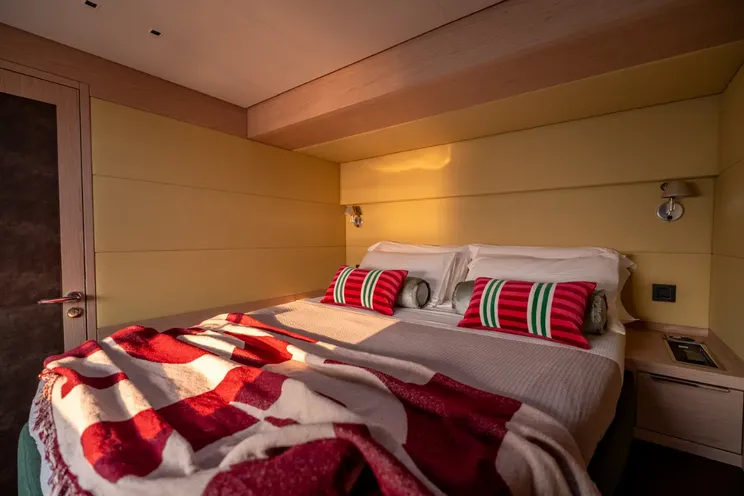 Charter Yacht GLORIA - Lagoon Sixty 5 - 5 Cabins - Naples - Capri - Positano - Amalfi Coast - Italy