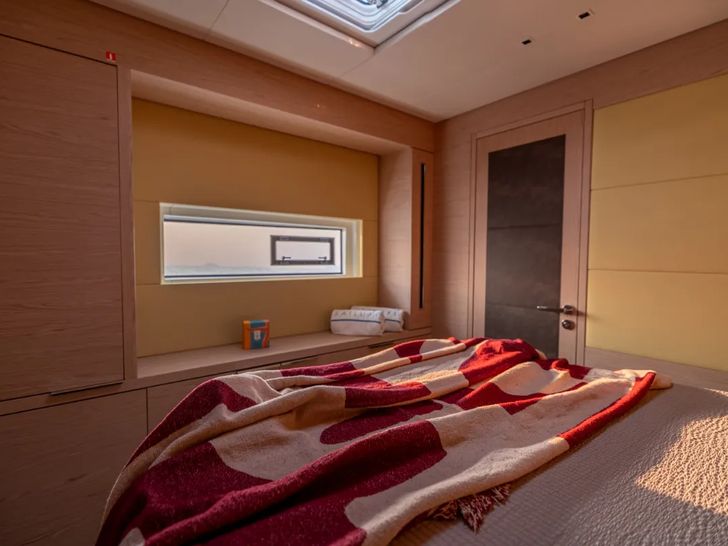 GLORIA - Double cabin GLORIA - Double cabin
