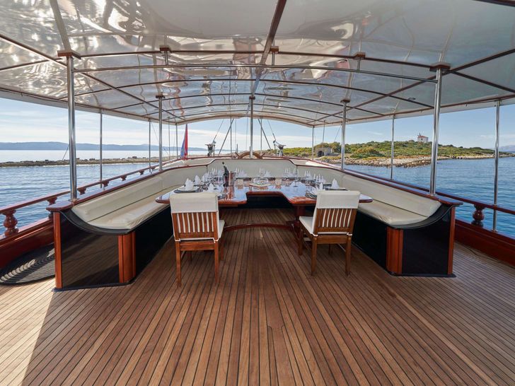 Al fresco dining area Al fresco dining area