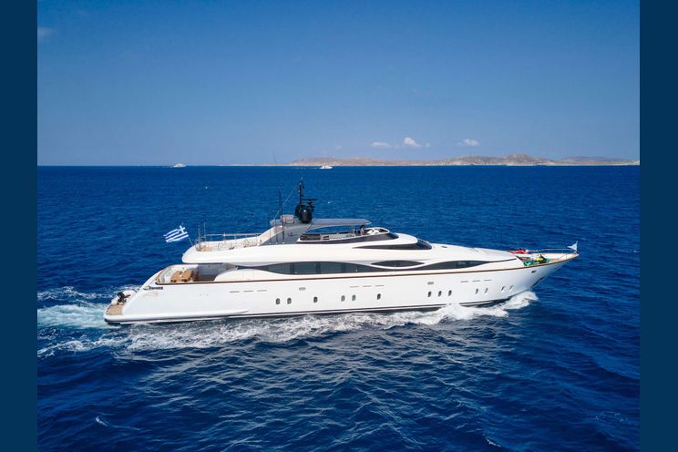 Charter Yacht WHITE KNIGHT - Maiora 40m - 6 Cabins - Athens - Mykonos - Paros - Cyclades - Greece