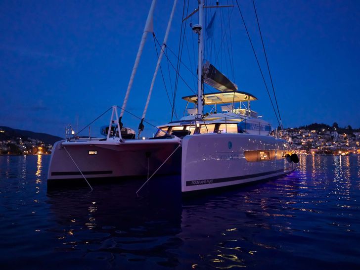 KIMATA Fountaine Pajot Alegria 67 - at night KIMATA Fountaine Pajot Alegria 67 - at night