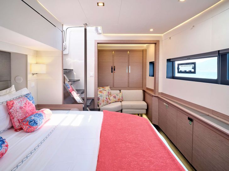 KIMATA Fountaine Pajot Alegria 67 - master cabin KIMATA Fountaine Pajot Alegria 67 - master cabin