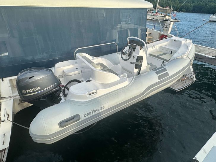 HEAVENLY Lagoon 620 - Tender HEAVENLY Lagoon 620 - Tender