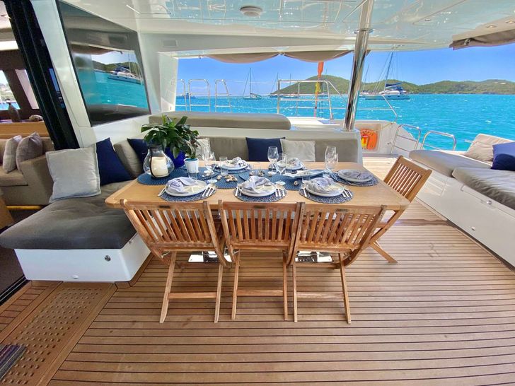 HEAVENLY Lagoon 620 - Aft Deck and Seating HEAVENLY Lagoon 620 - Aft Deck and Seating