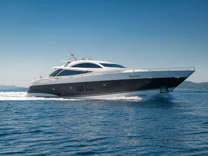 QUANTUM Sunseeker Predator 108 Crewed Motor Yacht QUANTUM Sunseeker Predator 108 Crewed Motor Yacht