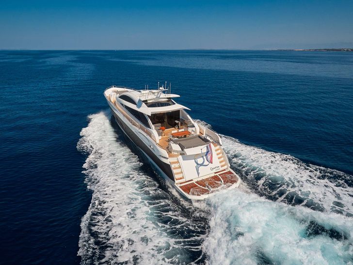 QUANTUM Sunseeker Predator 108 Crewed Motor Yacht Cruising QUANTUM Sunseeker Predator 108 Crewed Motor Yacht Cruising