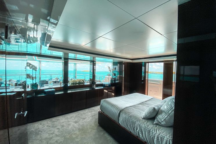 Charter Yacht OCULUS - Oceanfast 39m - 5 Cabins - Nassau - Bahamas - Exumas
