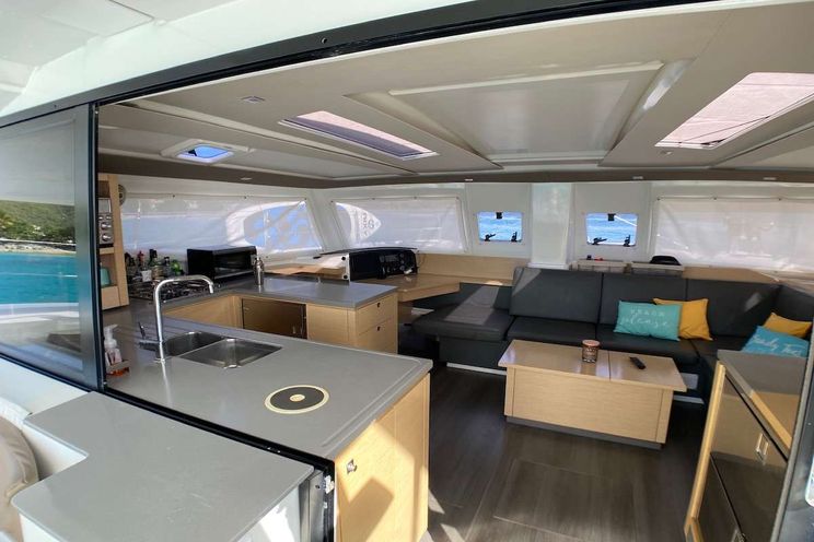Charter Yacht IREMIA - Fontaine-Pajot 44 - 2 Cabins - Virgin Islands - St Thomas - Tortola - Virgin Gorda - St John