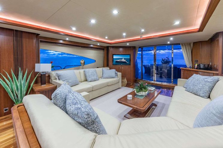 Charter Yacht KEFI - Sunseeker 105 - 4 Cabins - New England - Nassau - Staniel Cay - Exumas