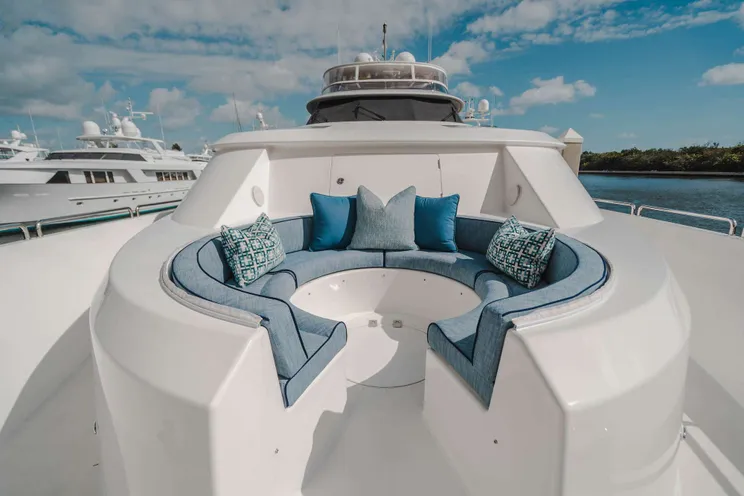 Charter Yacht NOW OR NEVER - Westport 112 - 4 Cabins - New England - Bahamas - Florida