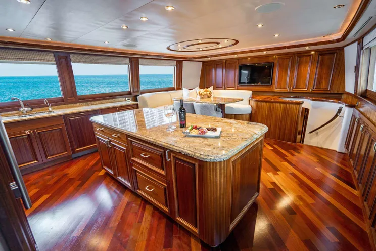 Charter Yacht NOW OR NEVER - Westport 112 - 4 Cabins - New England - Bahamas - Florida