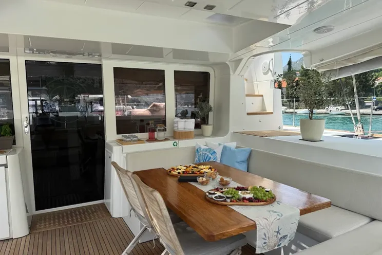 Charter Yacht DISCOVERY - Lagoon 52F - 4 Cabin - Split - Hvar - Brac - Vis - Dubrovnik