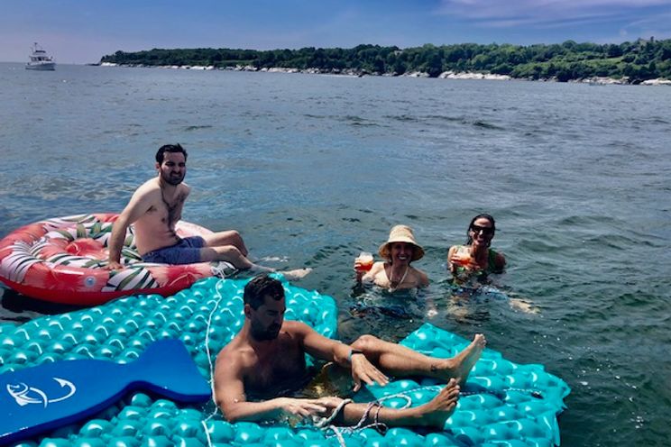 Charter Yacht ELLEON - Grand Banks 64 - 2 Cabins - New England - Florida - Maine