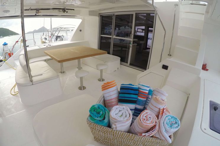 Charter Yacht SOMEWHERE HOT - Leopard 51 - 3 Cabins - Tortola - Virgin Gorda - BVI