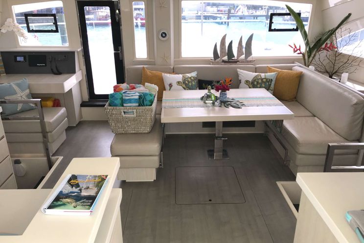 Charter Yacht SOMEWHERE HOT - Leopard 51 - 3 Cabins - Tortola - Virgin Gorda - BVI