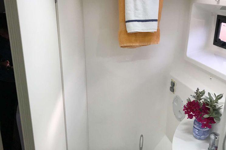 Charter Yacht SOMEWHERE HOT - Leopard 51 - 3 Cabins - Tortola - Virgin Gorda - BVI