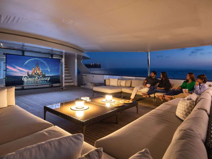 MIRAGE Feadship 53m - sky deck cinema set up MIRAGE Feadship 53m - sky deck cinema set up