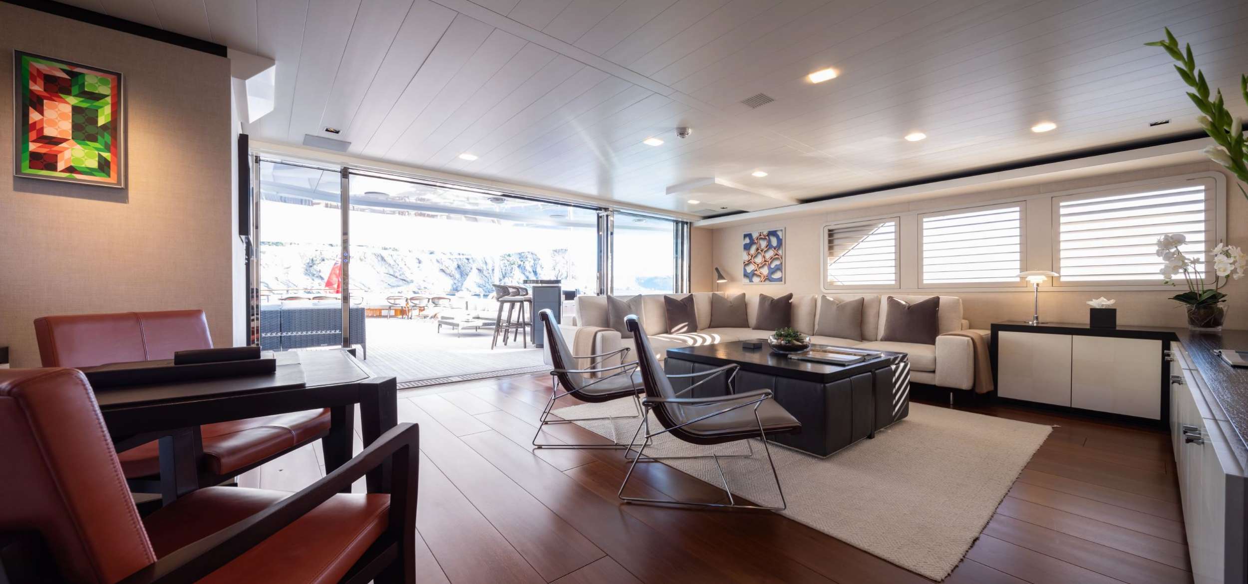 MIRAGE Feadship 53m - sky lounge