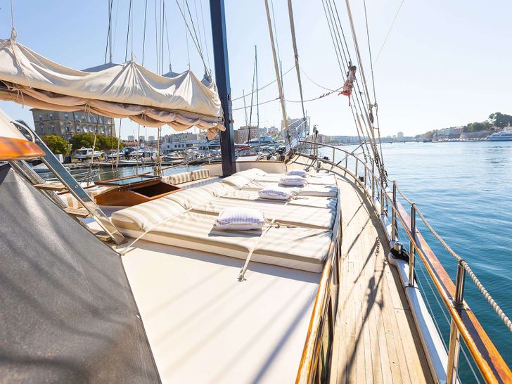 GULET GARDELIN 28m Custom Gulet Sunbathing Area GULET GARDELIN 28m Custom Gulet Sunbathing Area