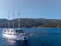 ALMISSA Custom Motor Yacht 40m - yacht cruising ALMISSA Custom Motor Yacht 40m - yacht cruising