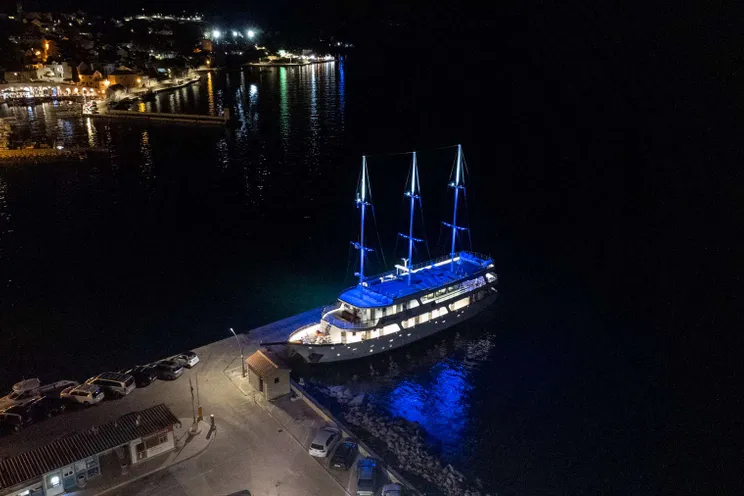 Charter Yacht Almissa - Custom Motor Yacht 40m - 19 Cabins - Split - Hvar - Dubrovnik - Trogir - Croatia