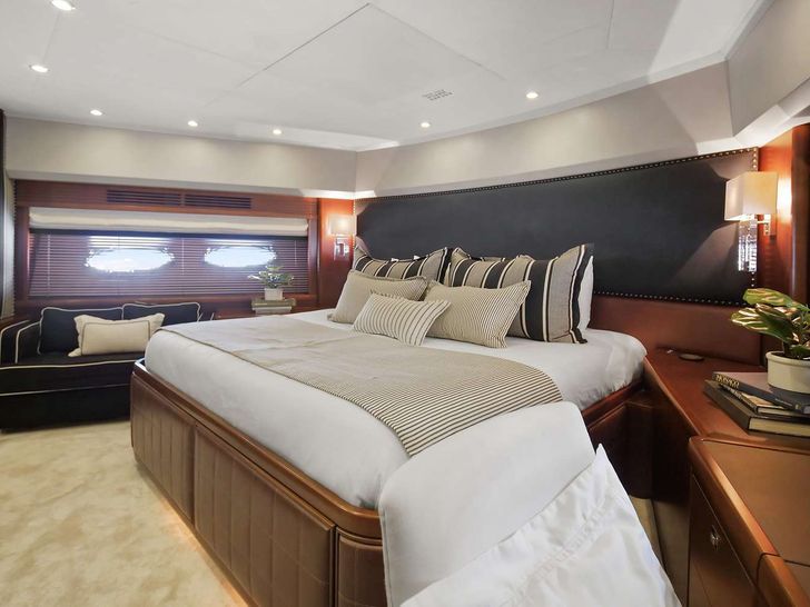 21 SEA SANDS Princess 95 Master Suite Cabin