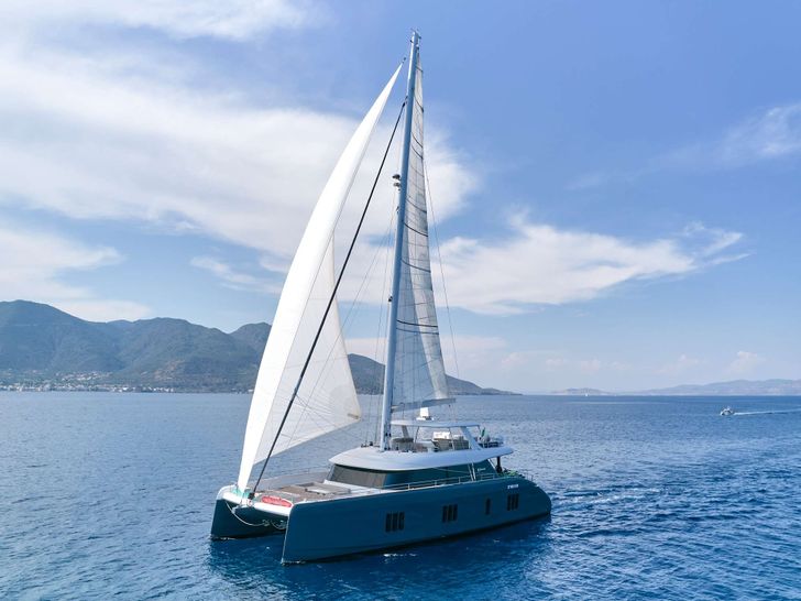 GENNY Sunreef 80 - main profile GENNY Sunreef 80 - main profile