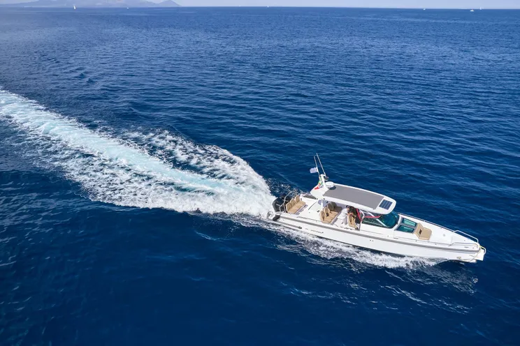 Charter Yacht GENNY - Sunreef 80 - 5 Cabins - Athens - Mykonos - Santorini