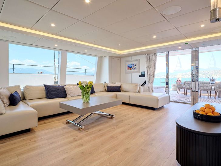 GENNY Sunreef 80 - saloon GENNY Sunreef 80 - saloon