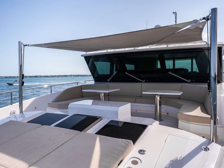 AQUA LIFE - Horizon FD87,bow seating lounge and sun pads AQUA LIFE - Horizon FD87,bow seating lounge and sun pads