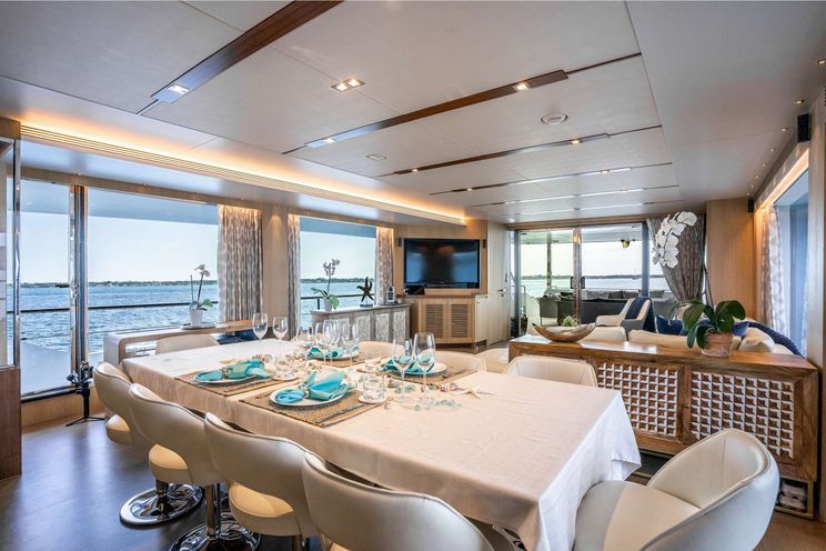 Charter Yacht AQUA LIFE - Horizon FD87 - 5 Cabins - St. Thomas - US Virgin Islands - British Virgin Islands - Bahamas