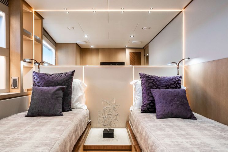 Charter Yacht AQUA LIFE - Horizon FD87 - 5 Cabins - St. Thomas - US Virgin Islands - British Virgin Islands - Bahamas