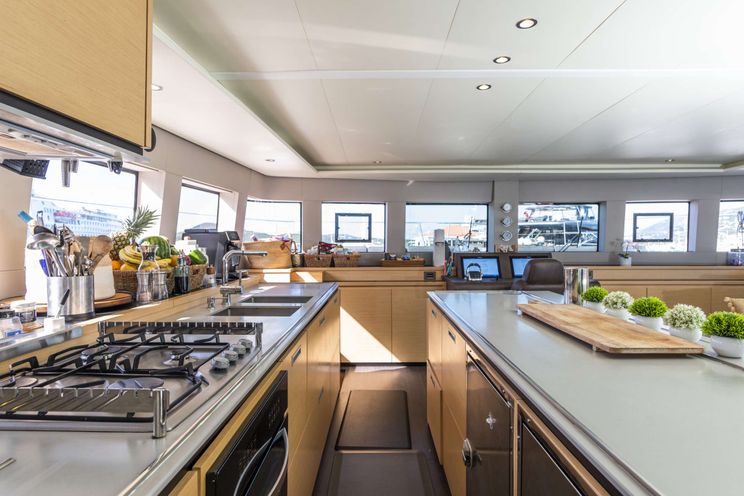 Charter Yacht HULYA - Lagoon 630 - 4 Cabins - Nassau - Exumas - Bahamas