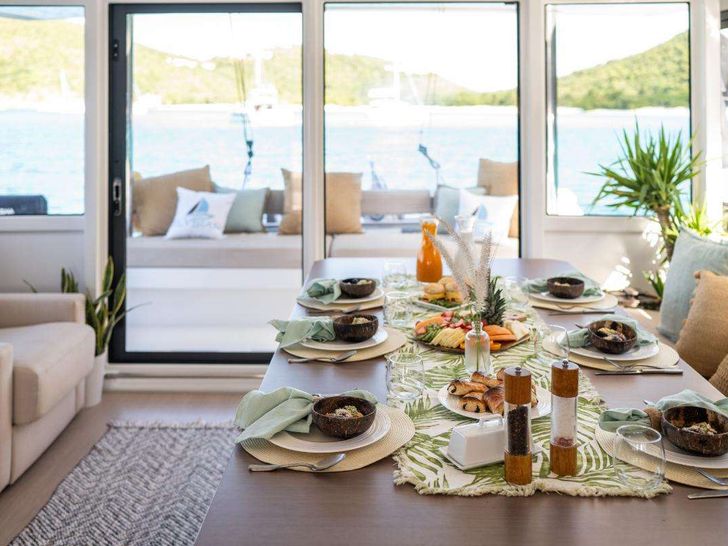 ELYSIAN Bali 5.4 - indoor dining set up ELYSIAN Bali 5.4 - indoor dining set up