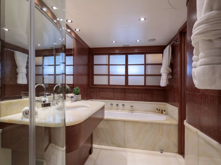 SHOOTING STAR - Cantieri di Pisa 102 - VIP Ensuite SHOOTING STAR - Cantieri di Pisa 102 - VIP Ensuite