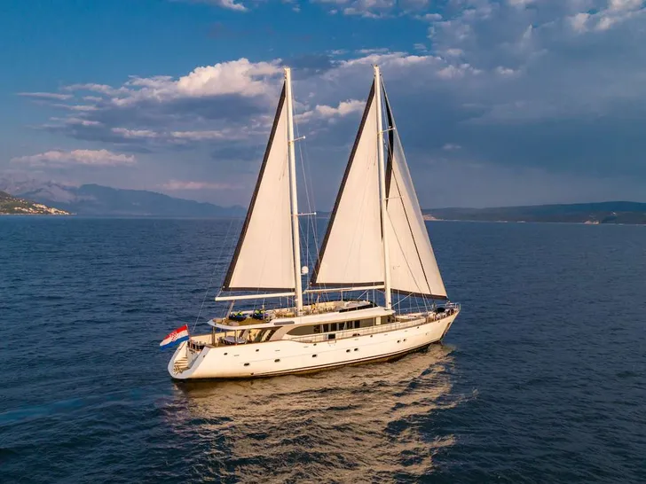 NAVILUX Motor Sailer 34m - sailing NAVILUX Motor Sailer 34m - sailing