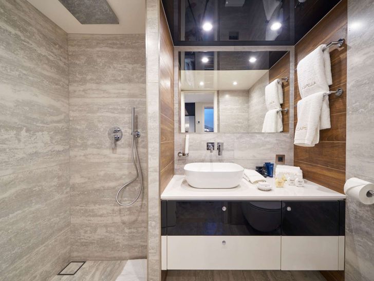 ACAPELLA Leda Motor Sailer 49m - bathroom ACAPELLA Leda Motor Sailer 49m - bathroom