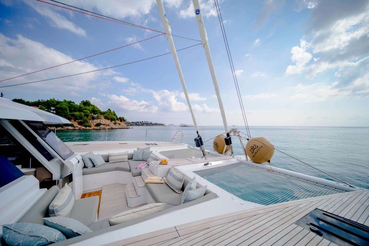 Charter Yacht NAMASTE - Fountaine Pajot Samana 59 - 4 Cabins - Athens - Mykonos - Paros - Cyclades - Greece