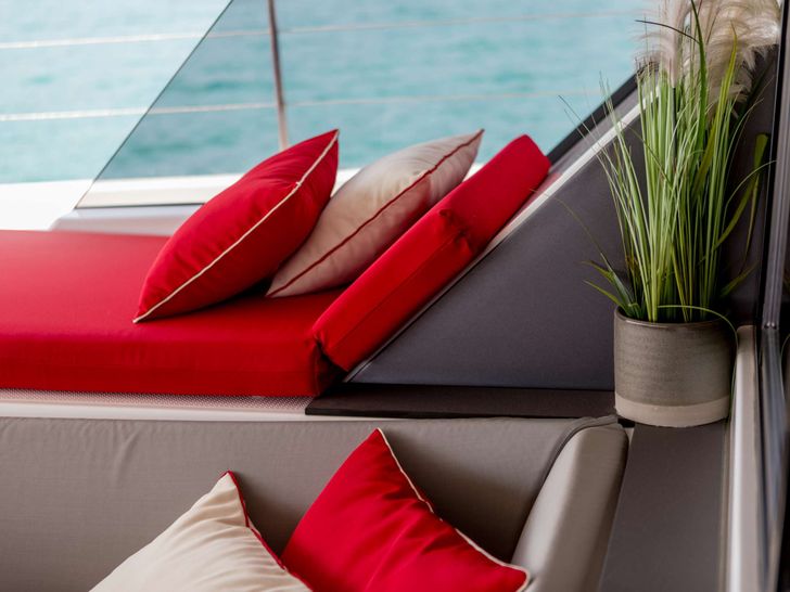 ASTORIA Fountaine Pajot Samana 59 - aft deck seating area ASTORIA Fountaine Pajot Samana 59 - aft deck seating area