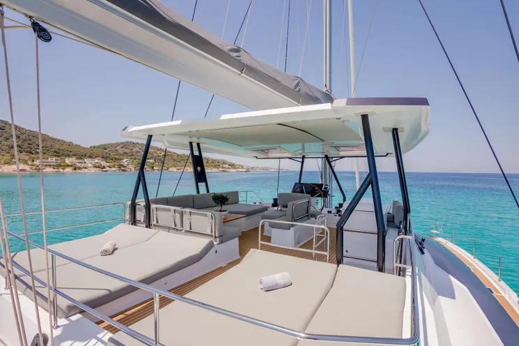 Charter Yacht ASTORIA - Fountaine Pajot Samana 59 - 5 Cabins - Athens - Paros - Santorini - Greece